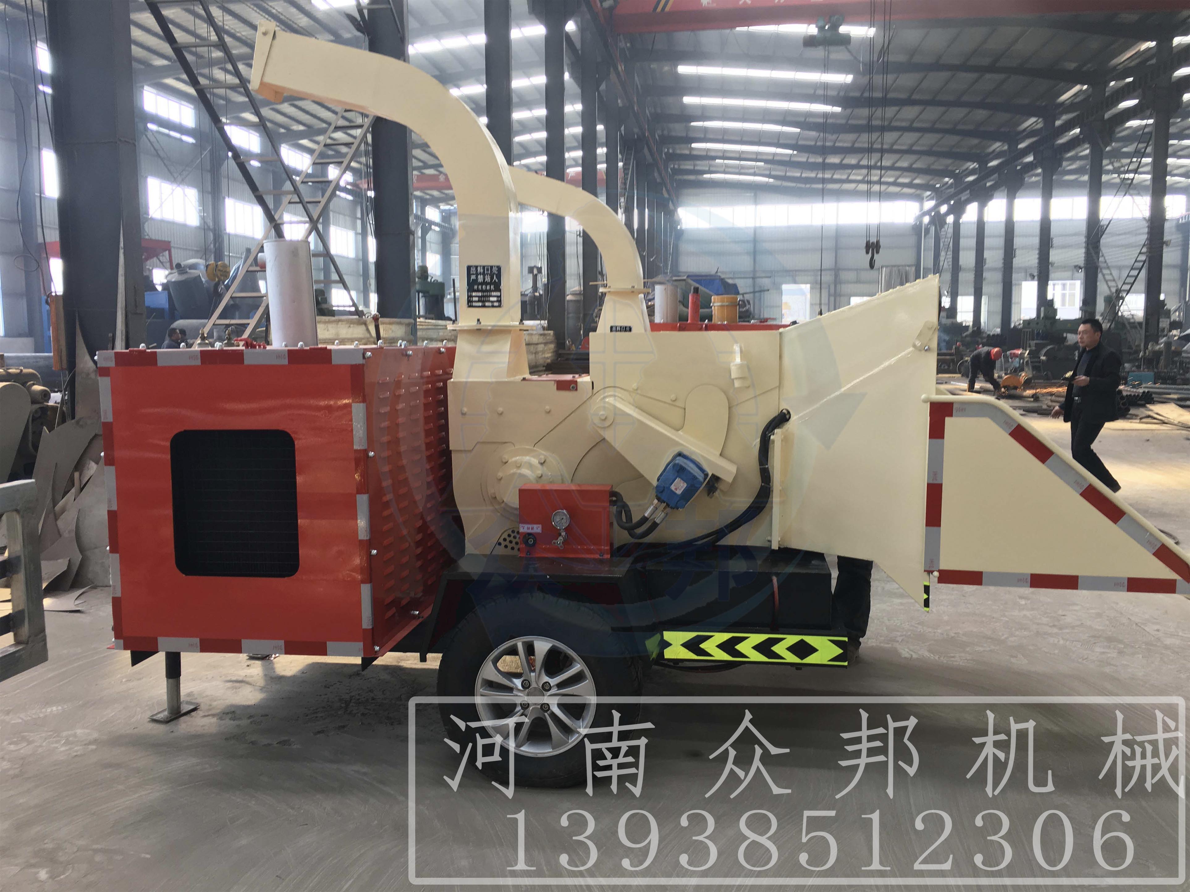城市綠化樹(shù)枝粉碎機(jī)